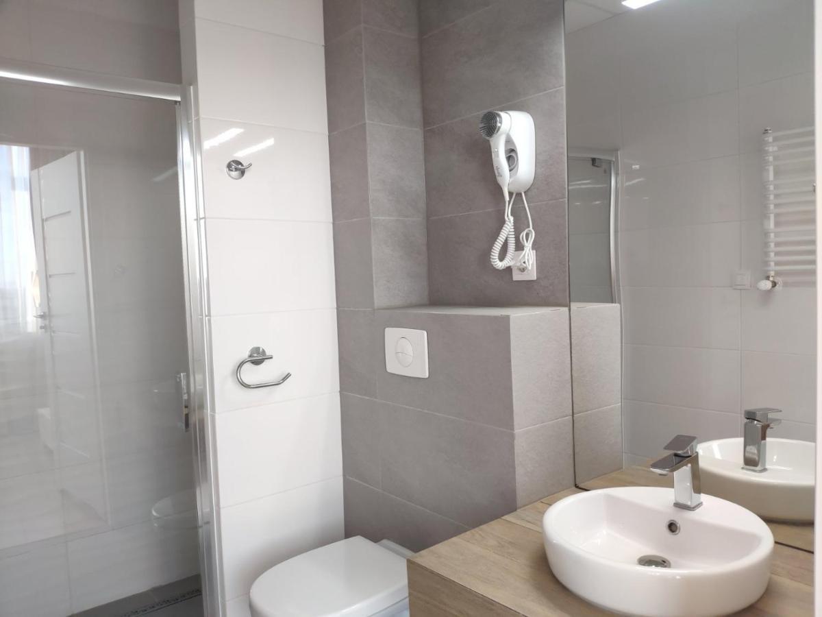 Apartamenty Aleje Jerozolimskie Varsavia Esterno foto